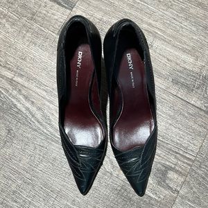 DKNY Black Leather Heels Made in Italy Women Size 7.5 Black Heels